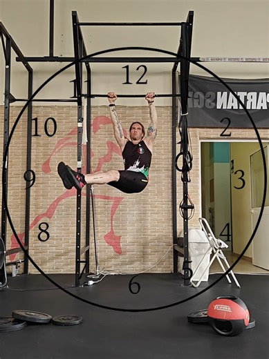 Clock Leg Raises Challenge for Enhanced Fitness