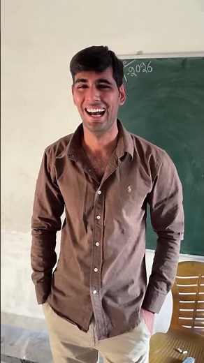 Bs yeh yaad rakhna hai ki add kitni bar karna hai 🍎#class #schoollife #teacher #fees #stud#vijay3guy