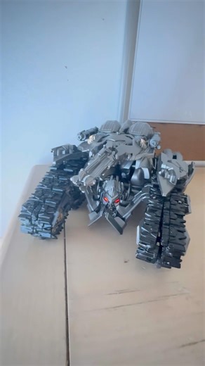 Transformers rotf megatron tank mode #transformers #masterpiecetransformers #megatron #decepticons