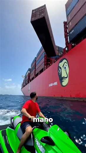 I found a Money Heist (La Casa de Papel) container full of dollars! #lacasadelosfamosos #dollars ...