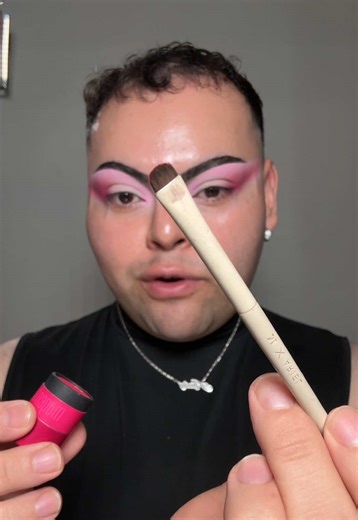 Pink halo fairy eyeshadow 🧚🏻‍♀️✨💕 @meltcosmetics @violentkittycosmetics @Queencosmetics @PLOUISE #eyeshadow #eyeshadowlook #eyeshadowtutorial #eyemakeuptutorial #eyelook