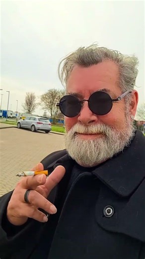 Please Subscribe and help me out to keep my Chanel alive..come together with me through Germany ♥️🤙