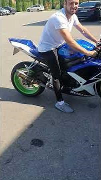 Suzuki GSX-R 600 2008 with akrapovic exhaust. Grazy sound