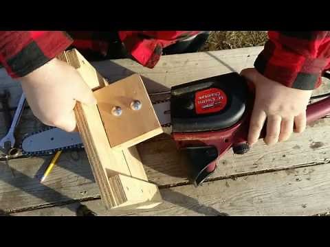 Amazing Jig Turns Chainsaw into a Timber Cutting Beam Saw