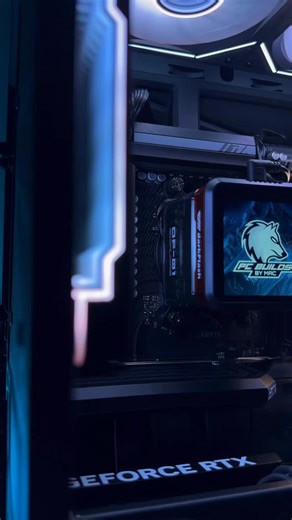 Midnight Hyte Y70 Touch Case! #pc #pcmasterrace #pcbuild #pcgaming | PC Builds by Mac