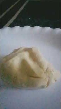 معجون سلايم اشياء حلوه كثير روحوا على قناتي راحت لكم حطوا عليه حطوا قناتي بطلع لكم كيف