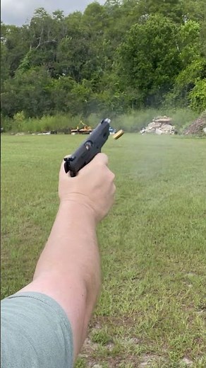 The SA-35 at 40 yards. Stunningly easy to get hits. #springfieldsa35 #browninghipower #hipower