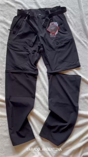  El Terrain Pro 2 en 1 se adapta a tu ritmo — del trabajo al finde, del sol a la lluvia. ️ Desmontable, impermeable y técnico.  Este Cyber Monday llevate tu pantalón + gorra + medias de regalo. | Arado Argentina | Facebook