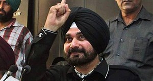 82K views · 1K reactions | Mera yaar, dildaar Imran Khan: Sidhu recites poetry in praise of Pakistan PM | https://goo.gl/yeKtRe | The Economic Times | Facebook