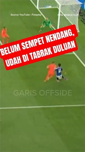 This isn't a foul, it's defensive mode! #fifaworldcup #worldcup
