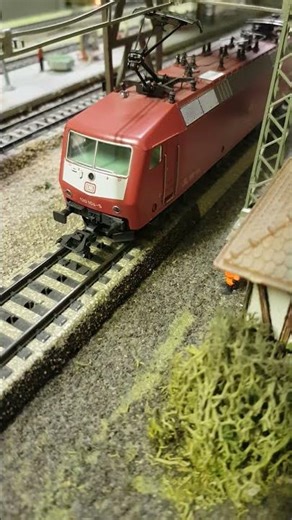 Modellbahn: Vom IC zum ICE, 120 und 402 der DB, lokgeführter Zug und Triebzug, Märklin H0 analog