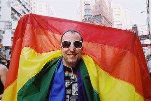 Government consults public on transsexual rights | Coconuts