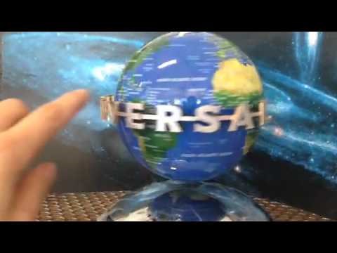 Universal globe With logo