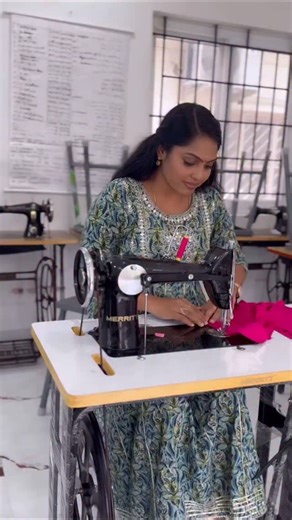 VALAR NILA J on Instagram: "Hi Guy ! Well Come To Our Institute . We Will Provide A Online And Offline Tailoring Classes. Details 7708819955 ☎️ 7010455916 Both Blouse & Chudi Class Available TAILORING CLASS TIMING: Basic Machine knowledge to advance Technic We Covered Patch Work Design for Students Choice Complete Guidance Practical knowledge Per Day 2 Hrs Class Batch 1 (10AM to 12PM) Batch 2 (12PM to 2PM) Batch 3 (2:30PM to 4:30PM) Online Tailoring Basic Machine knowledge Required ✔️Class Pre R