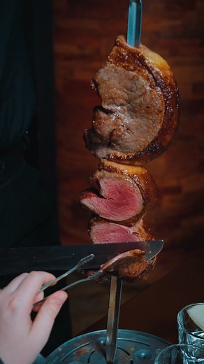 16K views | This could be you! 﫵 Hva med en uforglemmelig matopplevelse hos Brasilia? Perfekt for deg som elsker saftig grillmat og godt selskap! 綾 Forsyn deg av vår fyldige buffet  12+ typer saftig kjøtt rett fra grillen til bordet ditt | Brasilia Trondheim | Facebook