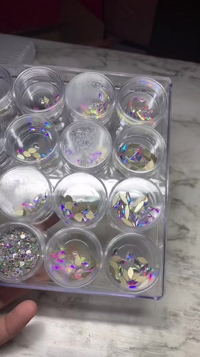 Amazon find ! 😍 #fyp #nails #rhinestones