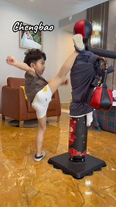 Bruce Lee's legacy lives on—continuing to inspire a new generation of warriors to master their minds, bodies, and spirits. 🐉💥 #brucelee #bewater #boxingchamp #martialartskids #wushu #kungfu #kungfupanda #boxingkids | Warrior Of The Rainbow