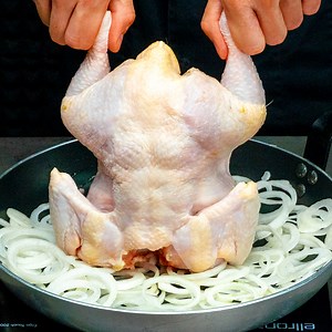 60K views · 164 reactions | The new way to cook chicken that conquers the world! Ingredients: an entire chicken: 1 pc garlic: 5 cloves onion: 1 pc red bell pepper: 1 pc lemon juice: 15 ml (0.5 fl oz) butter: 50 g (1.8 oz) red onion: 1 pc Sauce: melted butter: 30 g (1.1 oz) honey: 20 g (0.7 oz) ketchup: 30 g (1.1 oz) mustard: 20 g (0.7 oz) soy sauce: 15 ml (0.5 fl oz) parsley: 15 g (0.5 oz) | Appetizing.tv | Facebook