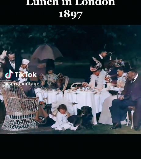 Exploring Vintage London Life in the 1890s