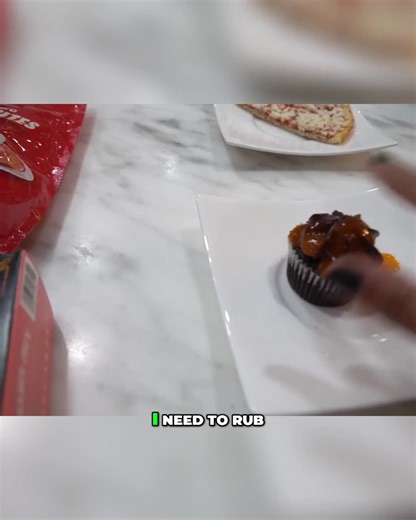 P1: HOT vs COLD Food Challenge! *EXTREME!*Mystery Food Box Challenge_ Muffin vs. Frozen Pizza!#FamilyPranks #RoyaltyFamily #FunnyFamily #familytoks #comedia #RoyaltyFamilyPranks #familytokers #FYP #LifeWithKids