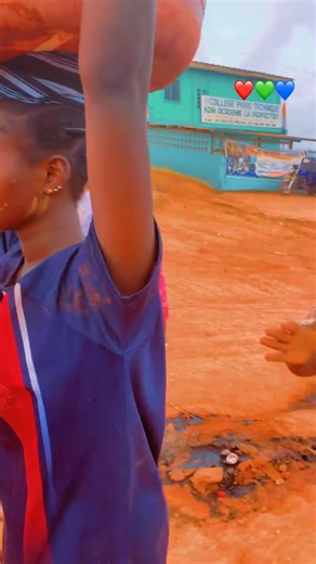 Vidéos de Mariam Traore (@mariam.traore5043) avec son original - Mariam Traore