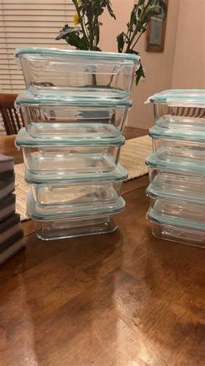 This is my favorite glass Tupperware set! #glass #safe #kitchen #storage