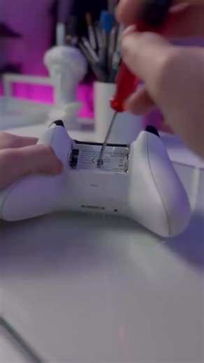 The mist hashira ༄ Custom Handpainted Muichiro Tokito on a Xbox controller with @jana.cstm all using Angelus Acrylic Paint 🎨 How to paint an Xbox controller without peeling or feeling sticky 🧽 1. Complete Disassembly & Prep Disassemble and sand with 400-grit to create