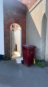 Caledonian Road P83038