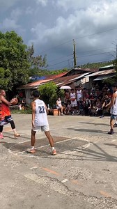 31K views · 160 reactions | “HESI” SOBRANG EFFECTIVE TALAGA KAHIT BASIC MOVE LANG  #FilipinoMixtape #jonathanegea #bouncetvstreetball #bouncetvofficial #streetballphilippines #psychesports | Bounce TV | Facebook