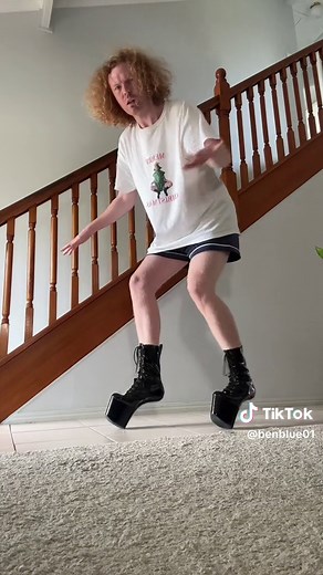 Should I Buy Bigger Heelless High Heels? Testing and Stability Check