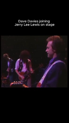 Who was there when Dave joined Jerry Lee Lewis on stage with other guitaring legends, Brian May, John Lodge, Dave Edmunds and Stuart Adamson 🎸 | The Kinks