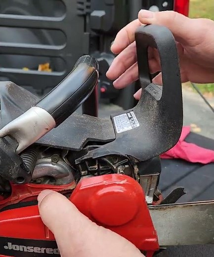 Simple Fix Jonsered Chainsaw Clutch Brake Stuck