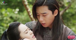 Hwarang tập 18: Cùng một ngày, Park Seo Joon phải đối mặt với 2 bi kịch lớn nhất đời