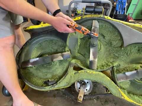 Sharp Pebble Lawn Mower Blade Sharpener Review