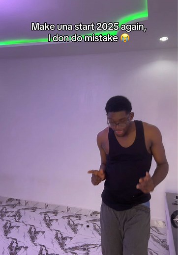 Abeg 😂 #viral #fyp #viralvideos #foryoupage #blowthisup #explore #trendin #livingwithkosi