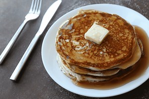 The BEST Low Carb Protein Pancakes Recipe