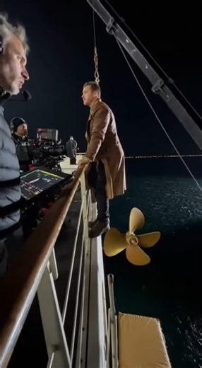 56K views · 520 reactions | The Propeller Hit The Long Drop BTS #Titanic #BTS #BehindTheScenes #MovieSet #Filmmaking #LeonardoDiCaprio #TitanicMovie #HollywoodBTS #VFX #FilmCrew #ReelMagic #TrendingNow #KateWinslet #CinemaLovers #OnSet | Cinematic Behind Doors | Facebook