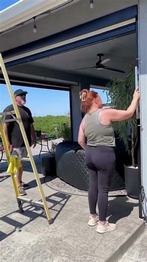 Stoett Outdoors Retractable Patio Screens with CountryRhodes