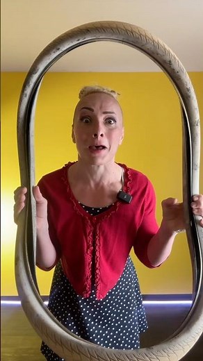 Hula tyre challenge 😆🤪 try it! 🤣 #hulahoop #bicycle #hulahooping #hulahoopchallenge
