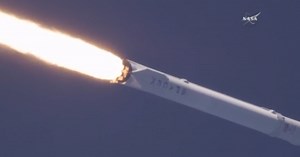 SpaceX launches planet-hunting satellite