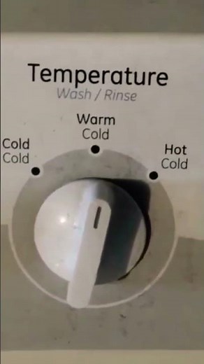 How to Use a Hotpoint Washing Machine