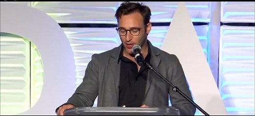 How Cutting in Line for a Free Bagel Became a Lesson in Changing Your Future (Simon Sinek)
