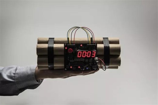 Florida Publix Evacuated After Driver Claims Truck Has Dirty Bomb - NewsBreak