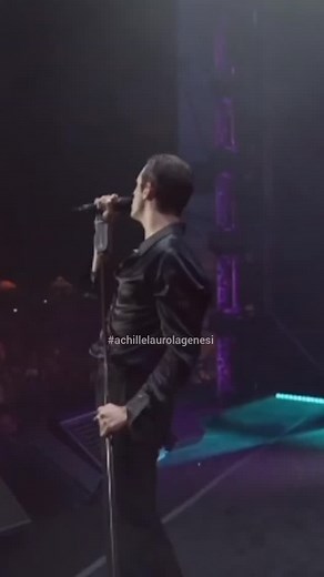 Il motivo per cui fa così male separarsi ogni volta è perché le nostre anime sono connesse. (Nicholas Sparks) Rubrica #aperitivoconlauro Incoscienti Giovani ❤️ per @angelinaguerra05 #achillelauro #incoscientigiovani #achilleidol #achillelaurolagenesi | Achille Lauro: la genesi