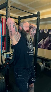 This is one of my favorite exercises to start my arm workout with. I am using the VOLTRA from @beyondpowerofficial and the Infinity Arm from @exponentedge - Using these together allows me to go heavier on my overhead tricep extensions with more back support for better stability and no strain on my back. | Lifts.With.Wolves
