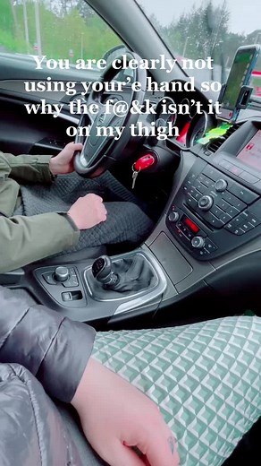 That ware it should be! #fyp #handonthighwhiledriving