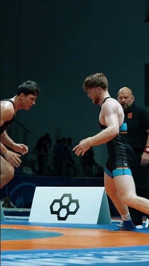 Back in the finals 🔥 Yehor YAKUSHENKO 🇺🇦 humbles Darius KIEFER 🇩🇪 again 🤯