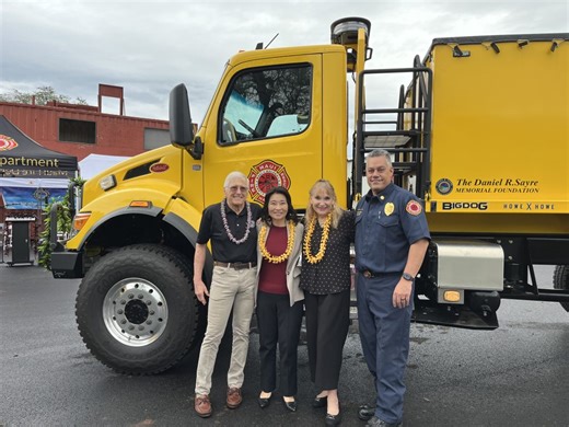 Big Island nonprofit gifts two Big Dog Tanker Trucks to Maui Fire Department | Big Island Now