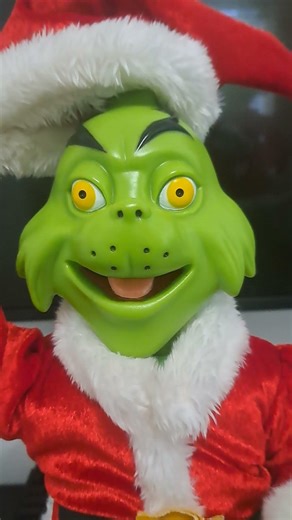 Gemmy Present Spinning Grinch 2005 is fix