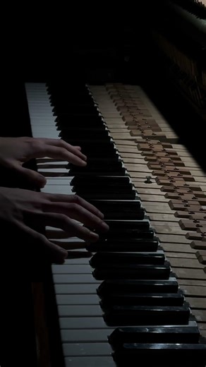 Corpse bride.. 🥀 #piano #sadcoversong #pianomusic #pianocover #sadsong #corpsebride #darkaesthetic